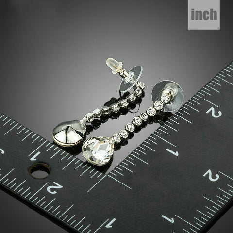 Image of Dangling Elegant Clear Stellux Austrian Crystal Water Drop Earrings Wedding New Years Eve
