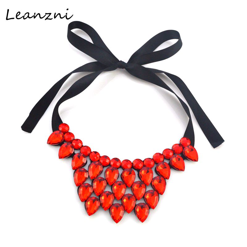 Heart-shaped resin necklace