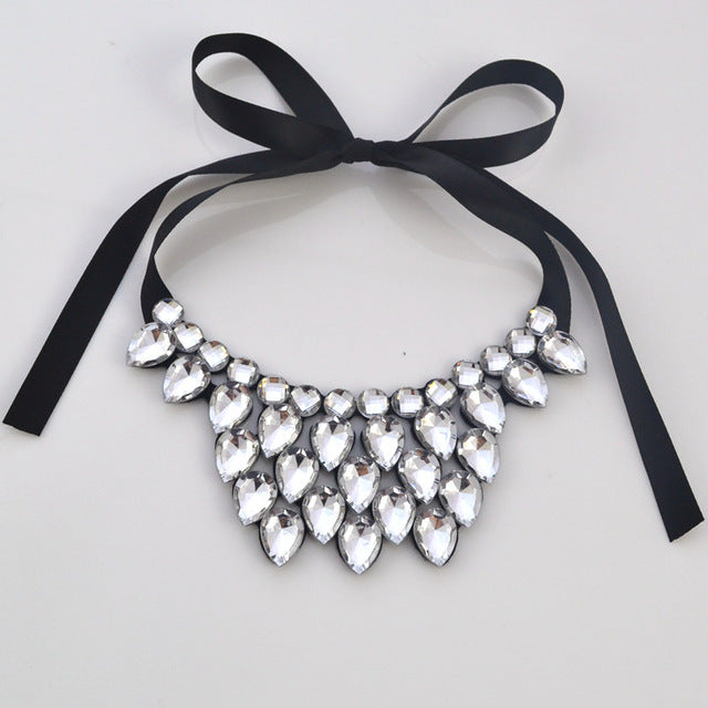 Heart-shaped resin necklace