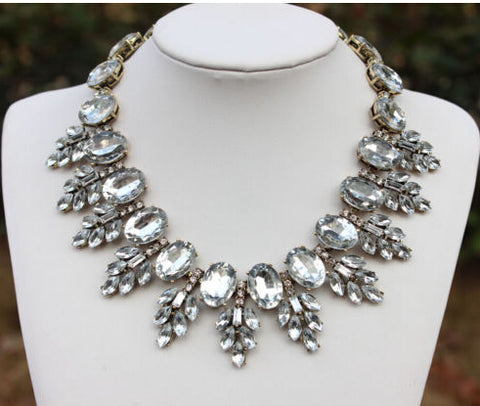 Image of Luxury Necklaces & Pendants Crystal Leaves Resin Vintage Choker Chunky Statement Necklace